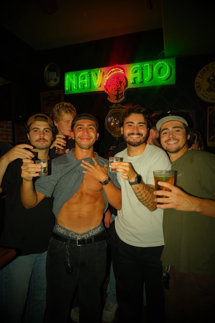 Omar at the bar staying lean